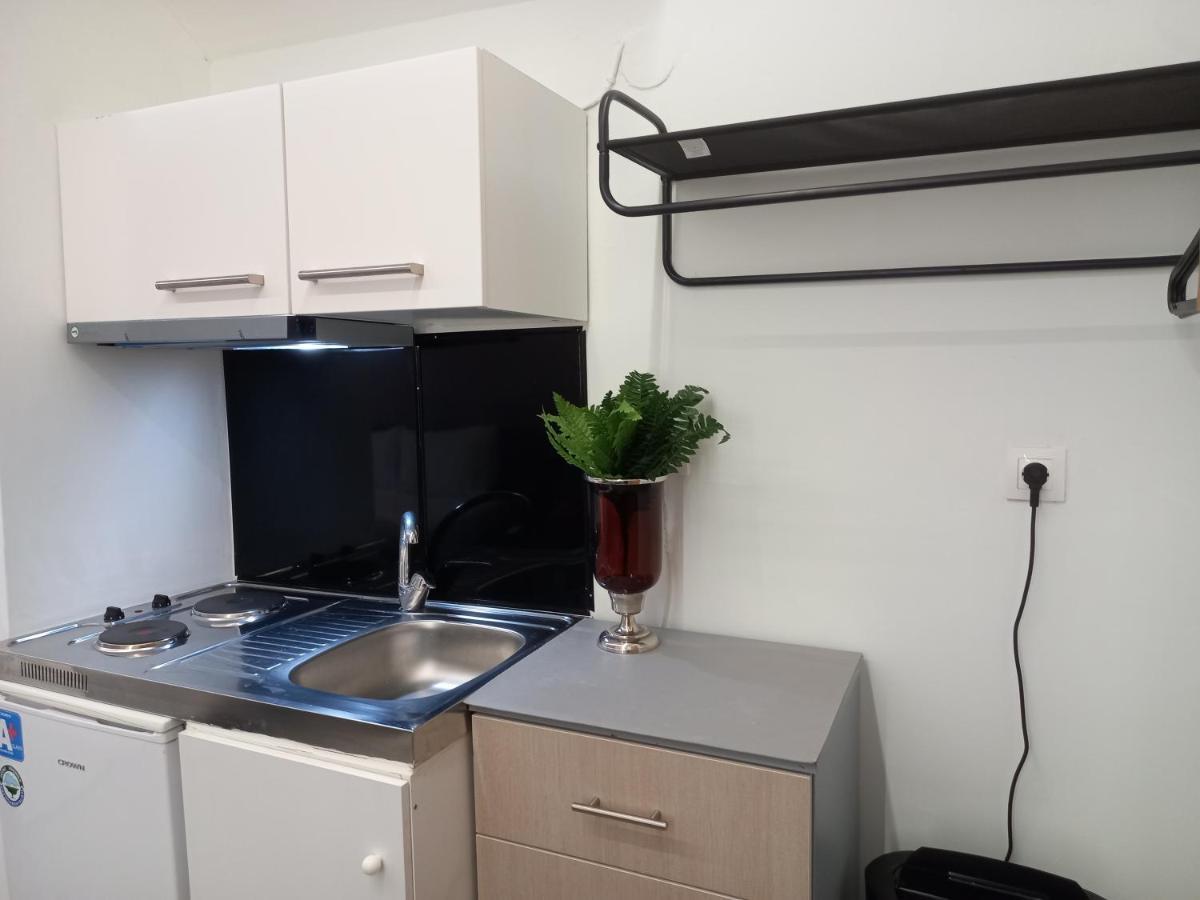 סלוניקי Eros Welcome Stay Downtown Studio - Explore Center By Foot - Close To Helexpo & University מראה חיצוני תמונה